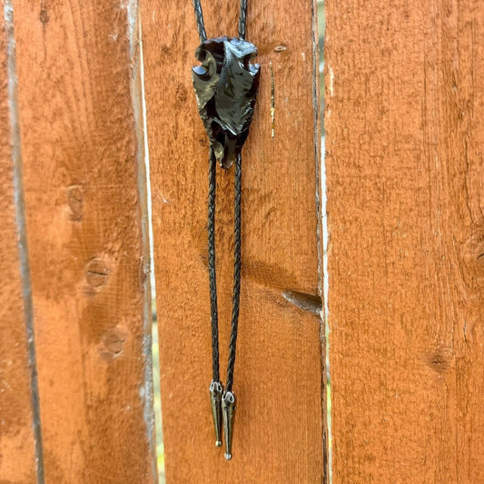 Obsidian Arrowhead Bolo